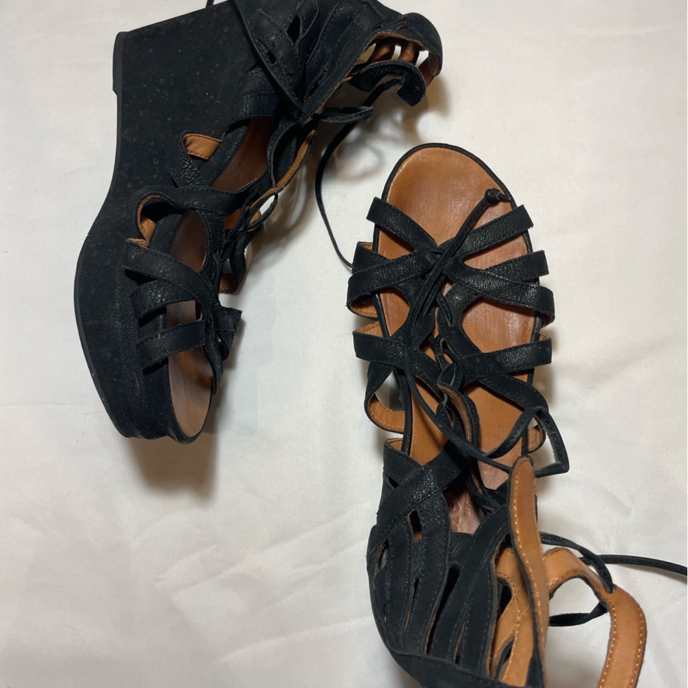 Gentle Souls Black Wedge
